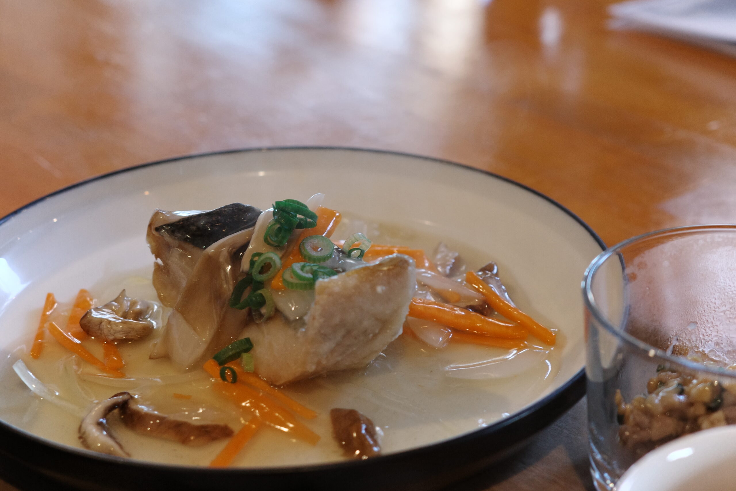 アジのきのこ餡かけ定食